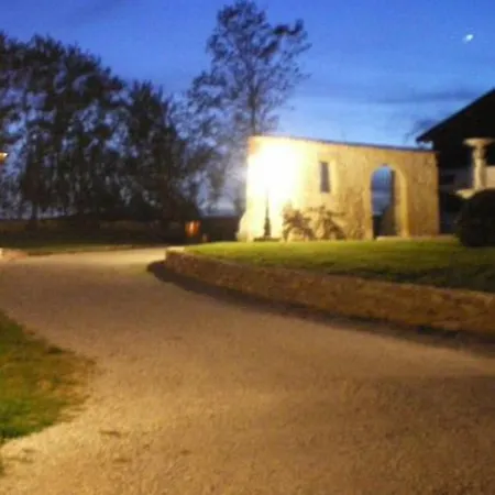 Le Chateau De Mouzay Holiday home *