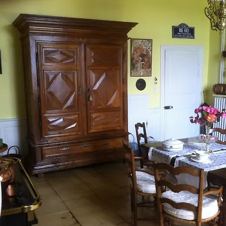 Holiday home Le Chateau De Mouzay *